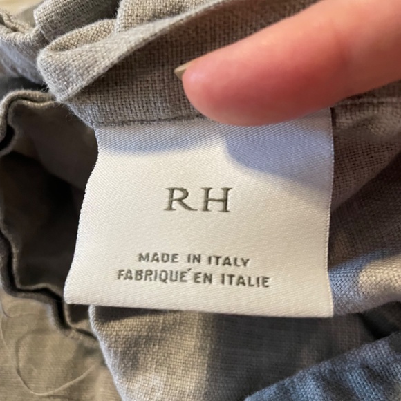 Restoration Hardware Italian Baroque Medallion king duvet and two shams - Picture 4 of 5